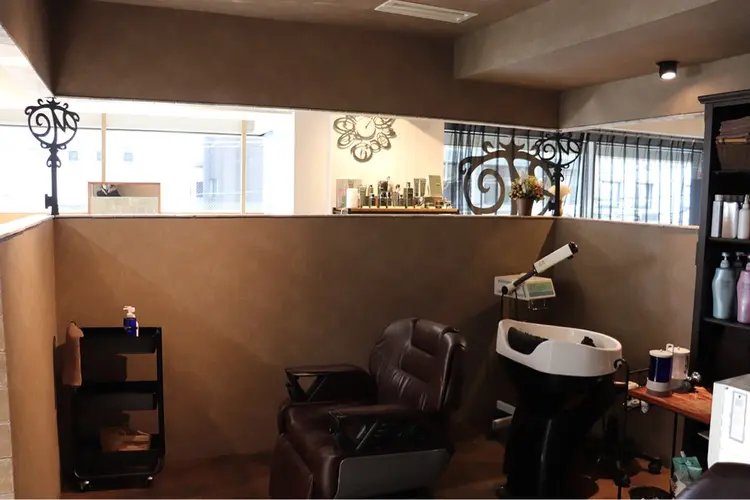 美容室amorの内観・外観2