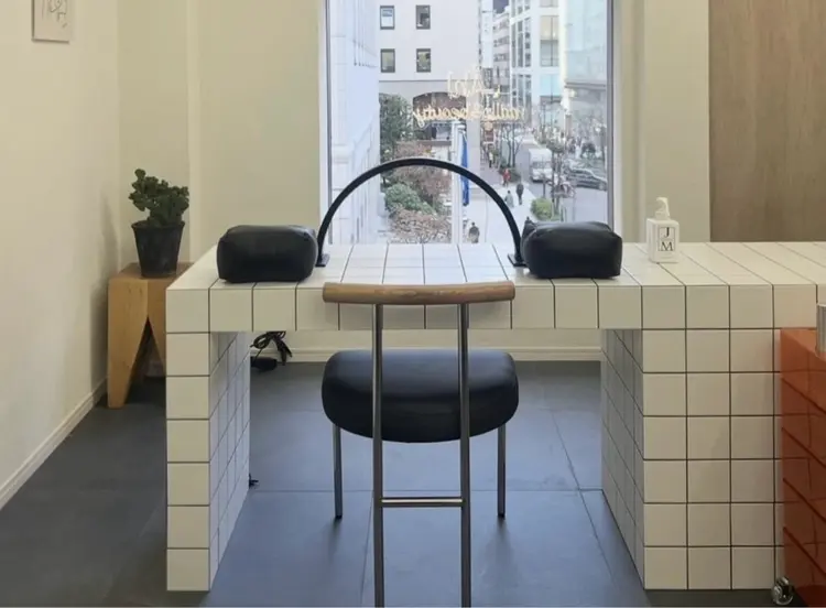 Ah! nails&beauty 【オオ　ネイルズアンドビューティー】の内観・外観1