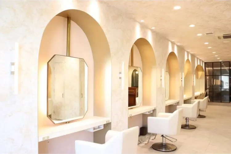 Rosa Mme.Hardyの内観・外観1