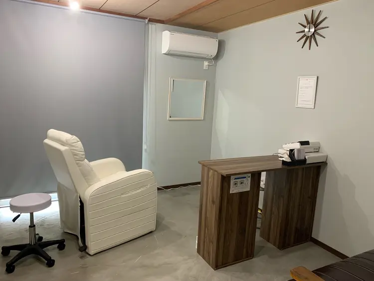 SunLashの内観・外観1