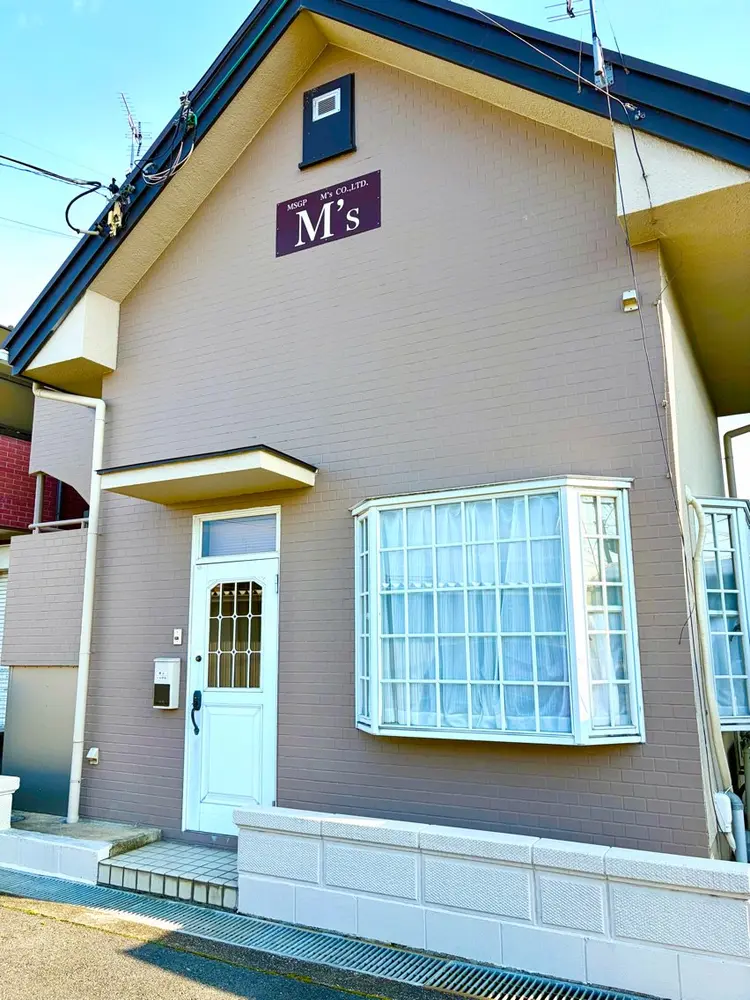 32Nailの内観・外観1