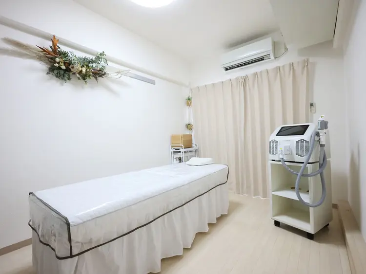 美肌ケアサロンhalu【ハーブピーリング/脱毛】の内観・外観1