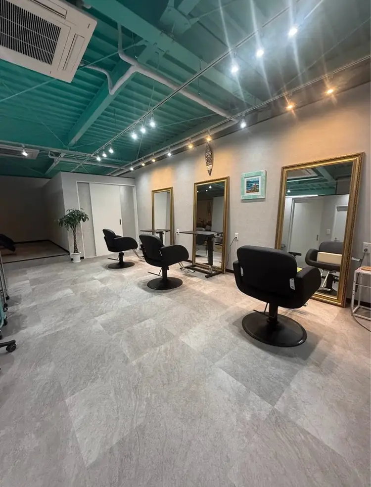 Hair atelier KEIZOの内観・外観1