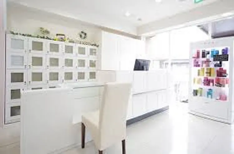 Happiness王寺店の内観・外観2