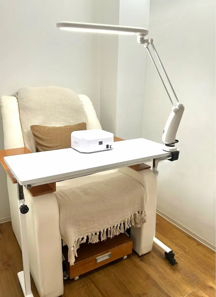 スピードネイル＆アイ宮交シティ店の内観・外観1