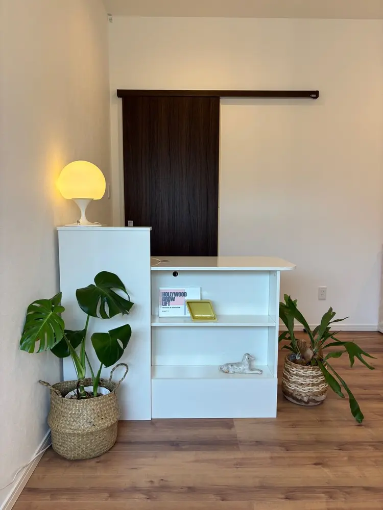 03SAUDADEの内観・外観2