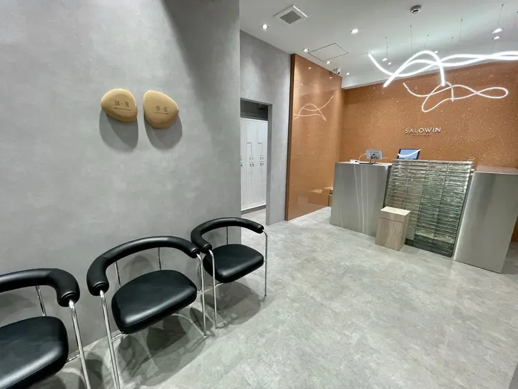 SALOWIN新宿三丁目East3階の内観・外観1