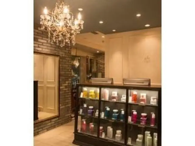 aile total  beauty salon 生駒本店の内観・外観2