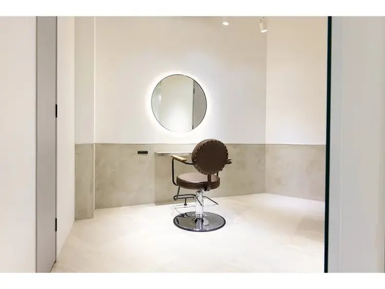 eN°   by youres hair 飯田橋店の内観・外観2