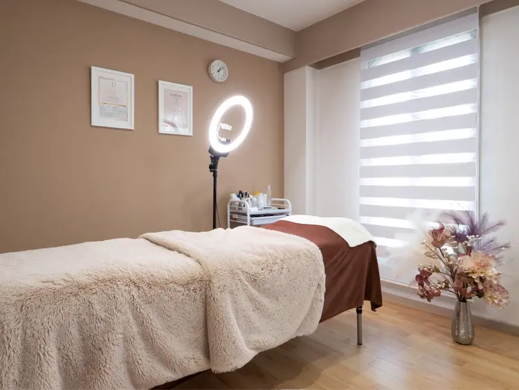 eyedesign salon　cherir  シェリールの内観・外観3