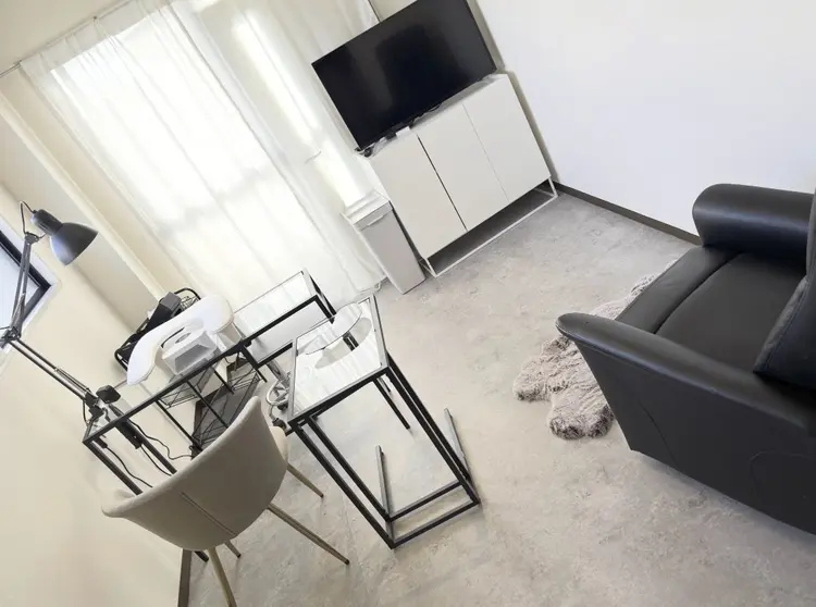 Y’M nailの内観・外観1