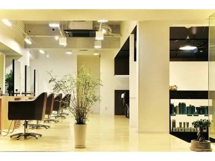 salon m ni サロンマーニの内観・外観1