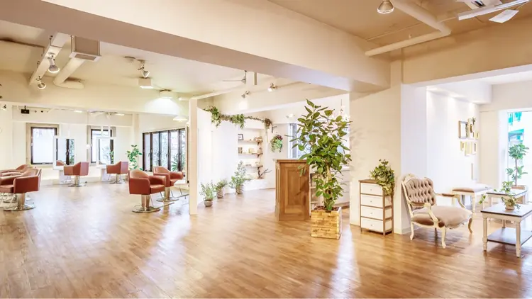 ｄｕ：ｃ【デューク】垂水店の内観・外観1