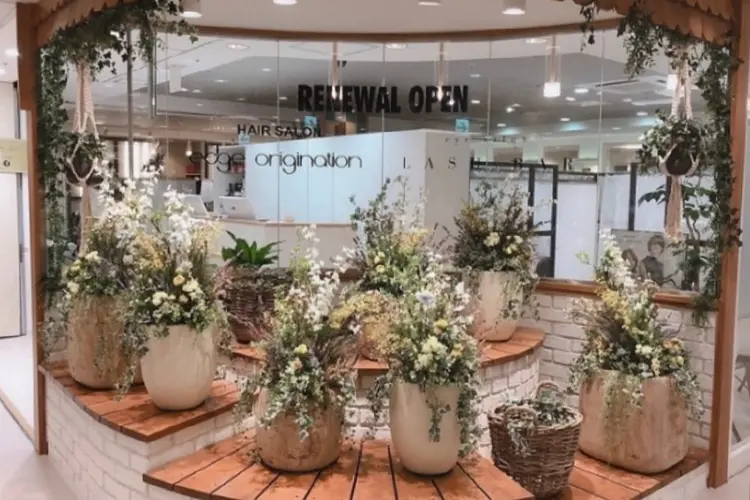 LASH BAR天王寺店の内観・外観1