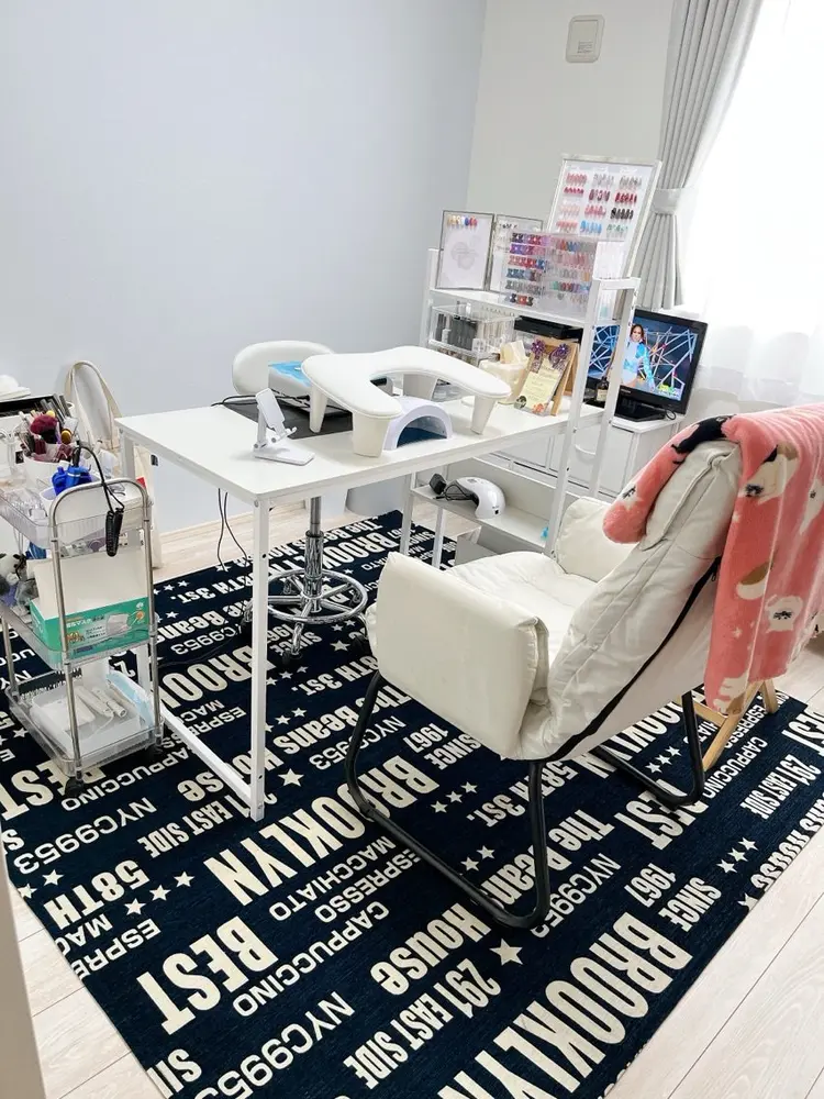 Re:Nailの内観・外観1