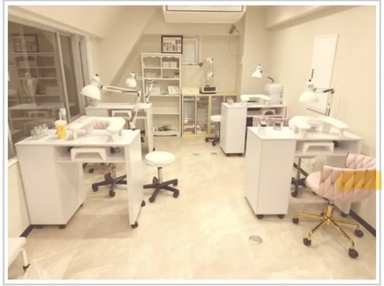 Nail Anela 池袋の内観・外観1