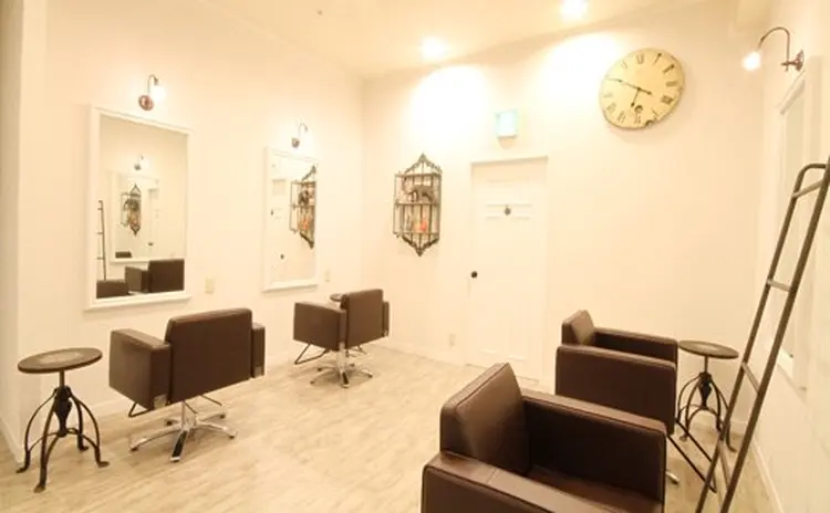 astraleの内観・外観1