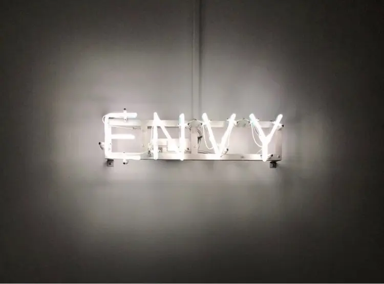 ENVYの内観・外観1