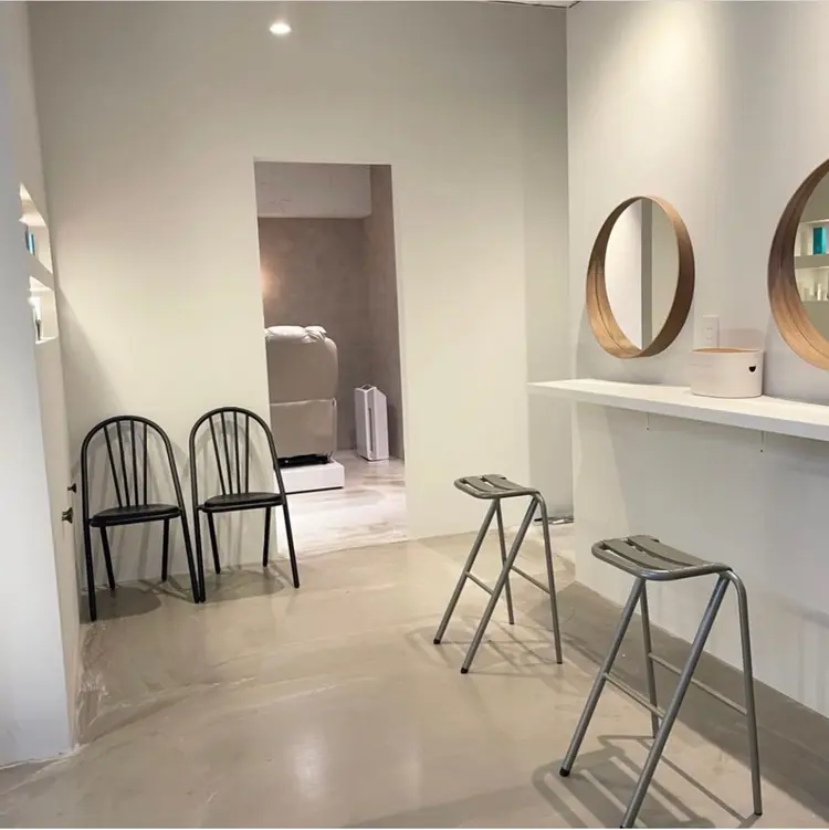 allys hair aoyamaの内観・外観1