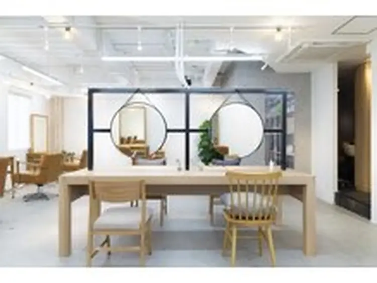 YOHA HAIR GARDENの内観・外観1