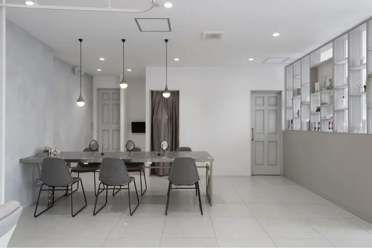 EARTH上尾店の内観・外観2