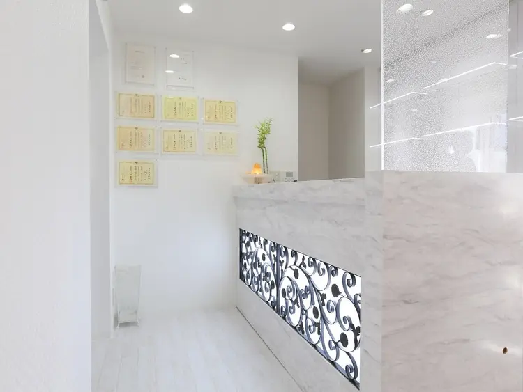 Star Lash 梅田店 【まつげパーマ／マツエク/フラットラッシュ/バインドロック/上下】の内観・外観1