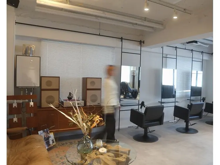 benji 天神店【ベンジー】の内観・外観1