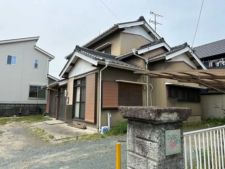 Nestimeの内観・外観1