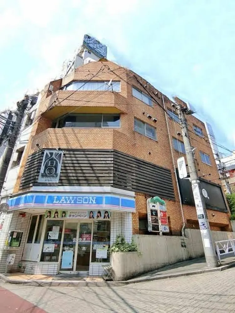 ネイルサロンYURIの内観・外観1