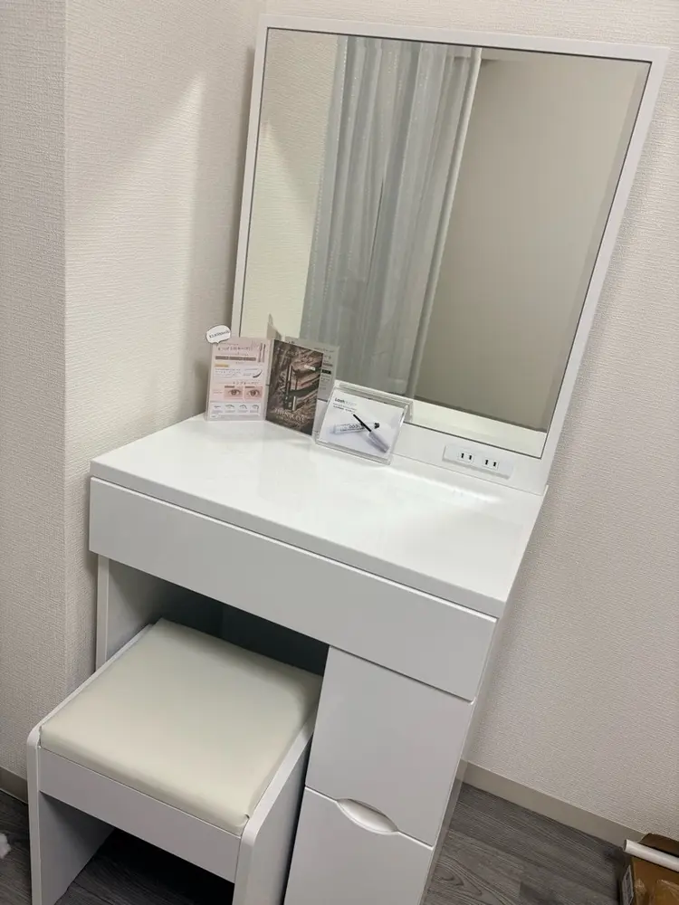 Miellの内観・外観2