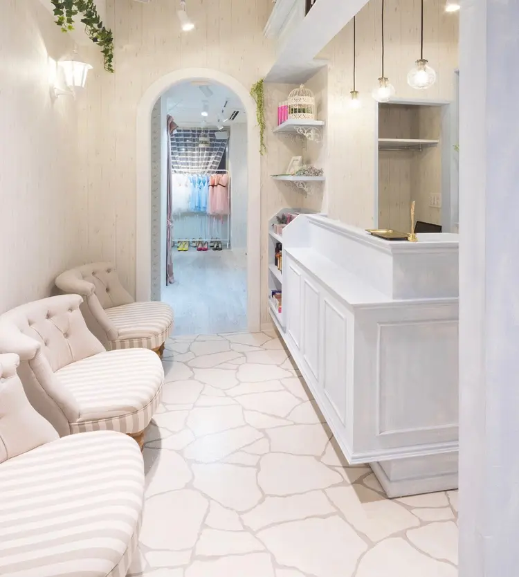 La  Blancheの内観・外観2