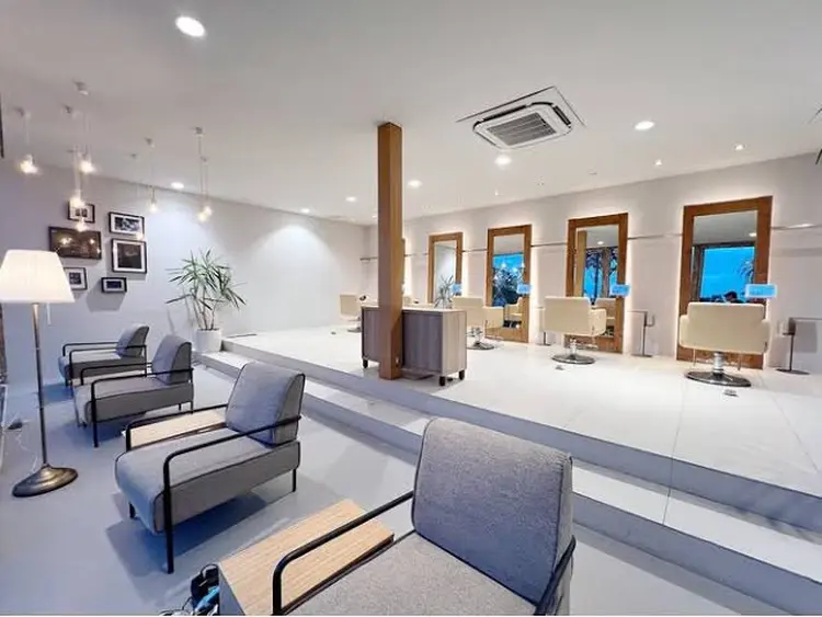 SHAMPOO 伊勢崎ひろせ店の内観・外観1