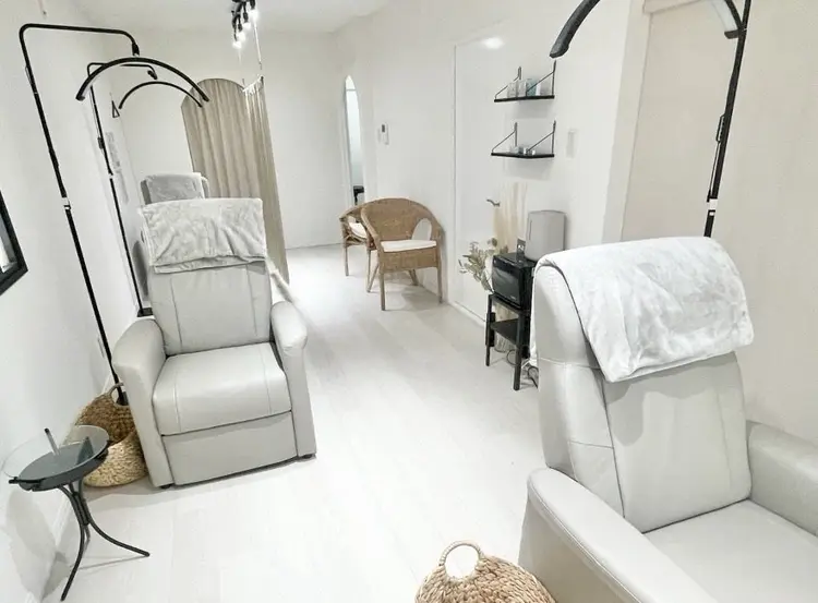 エンズ浅田店の内観・外観1