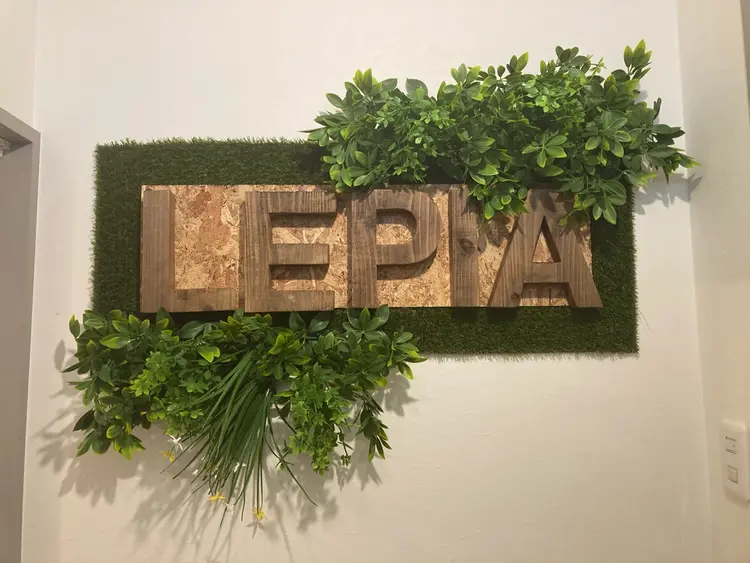 メンズ&レディース美容脱毛専門LEPIAつくば店の内観・外観1