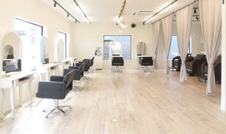 LINO hairの内観・外観2