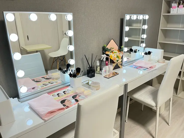 CEサロンbelle monaの内観・外観1