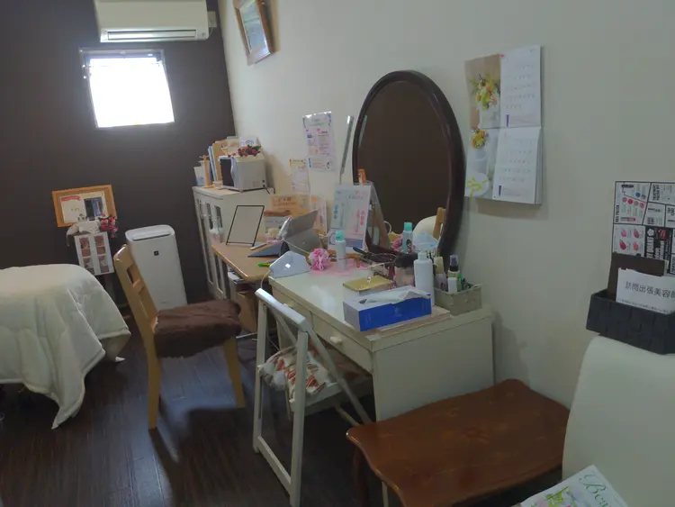 サロンドフルベール八日市東本町店の内観・外観2