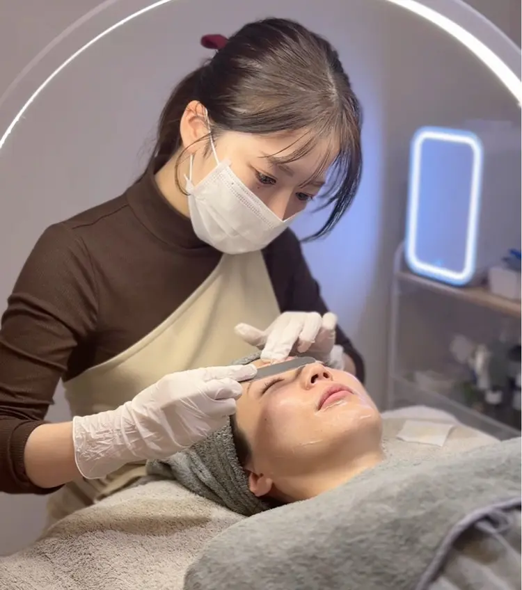 小顔矯正&リンパ専門店EMIER(エミエル)の内観・外観3