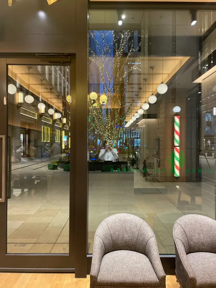 銀座マツナガ京橋エドグラン店の内観・外観1