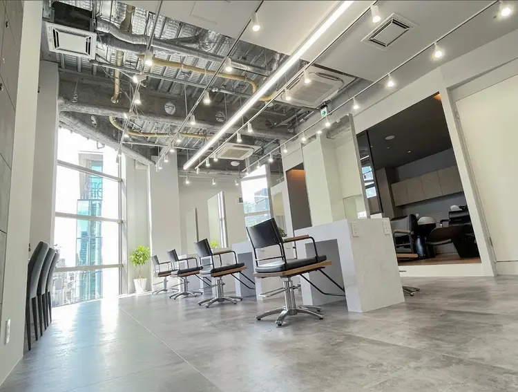 INCEPTIONの内観・外観1