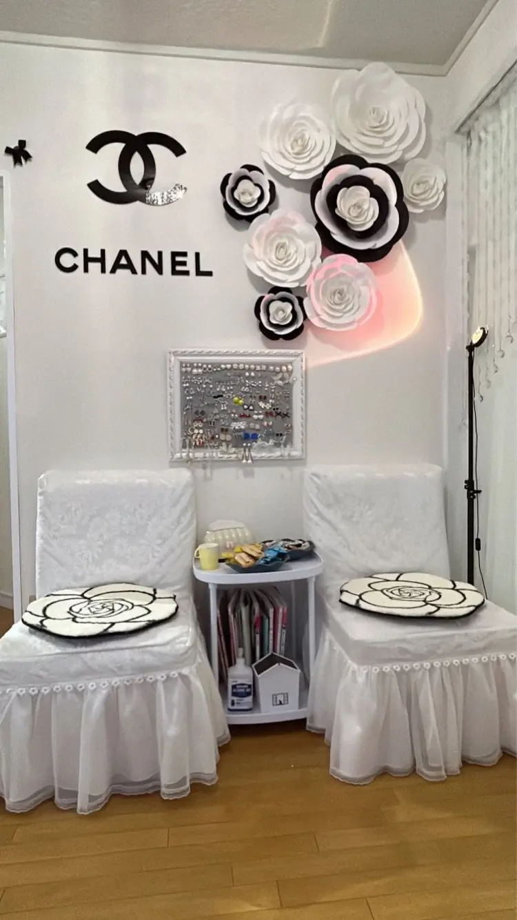 M B Yの内観・外観1