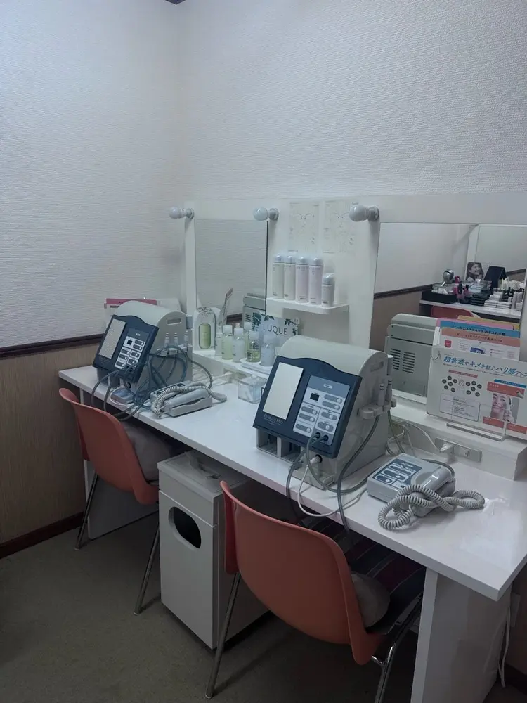 ナリス ビューティステーション デ・アイム 桑名の内観・外観2