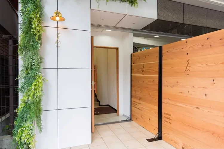 i.Eastの内観・外観1