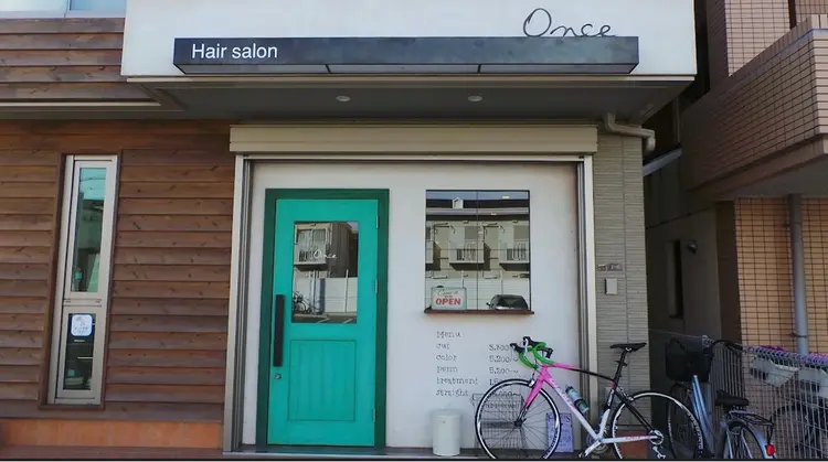 美容室onceの内観・外観1