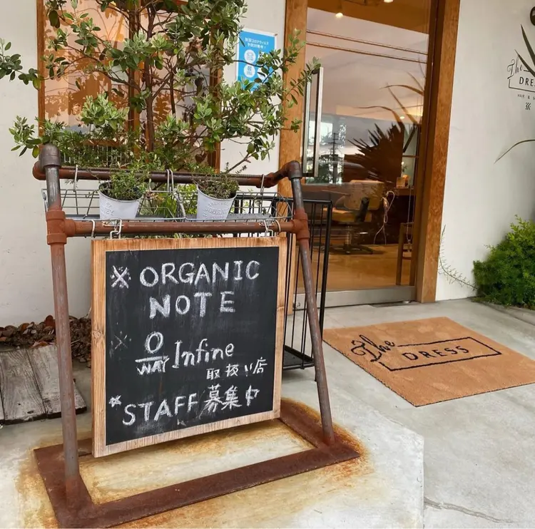 DRESSの内観・外観2