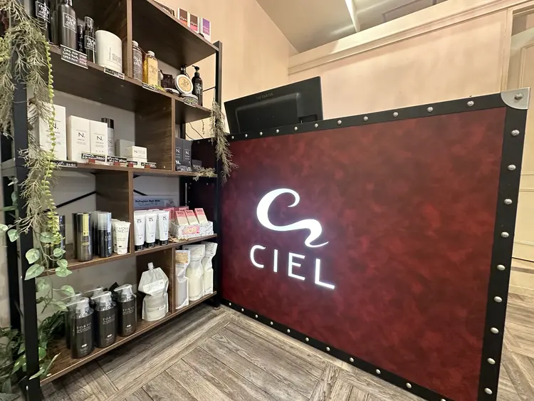 CIEL 天神店の内観・外観1