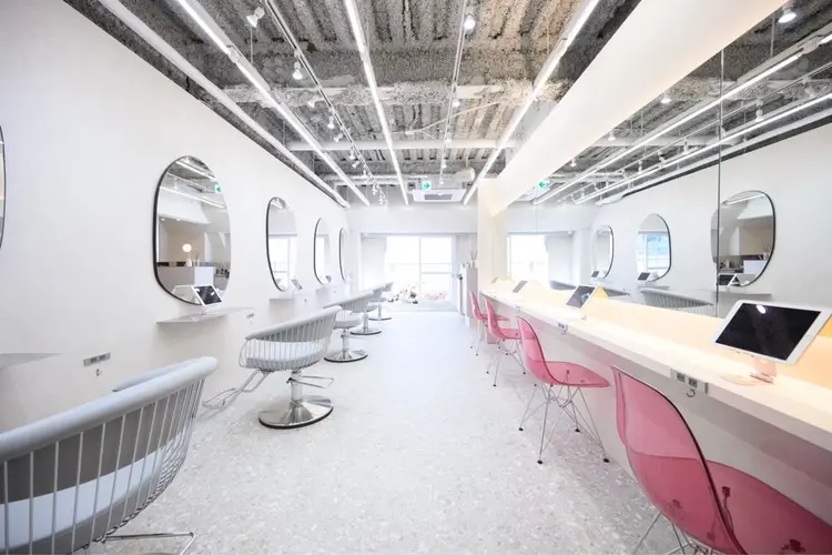 LARME by Sea 新宿の内観・外観2