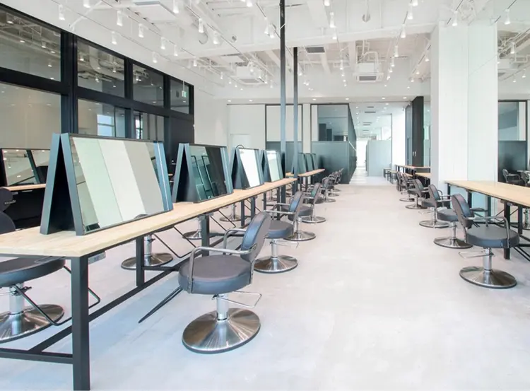 ALBUM銀座店の内観・外観1