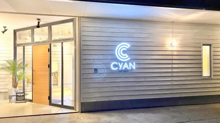 hair salon CyANの内観・外観1