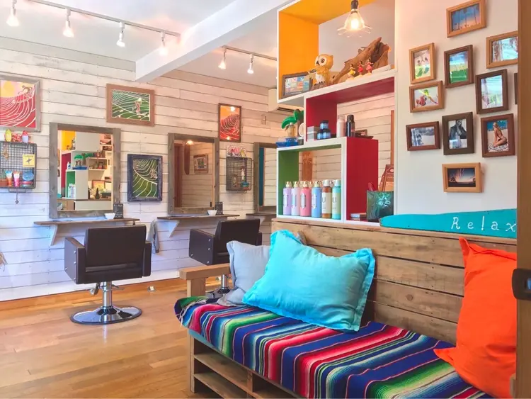 U-REALMの内観・外観2